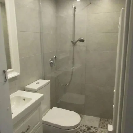 Inviting 2-bed House In Tignale Nyaraló *